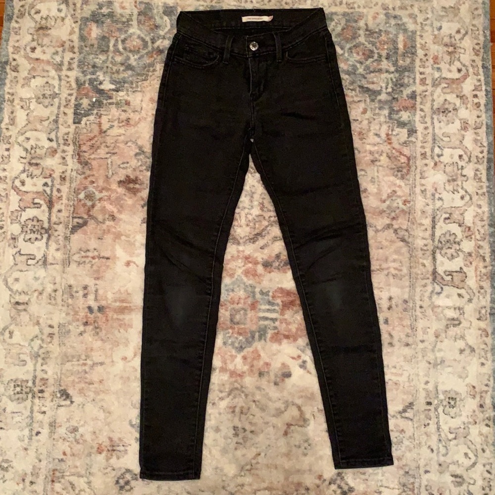 Levi’s 710 black super skinny jeans